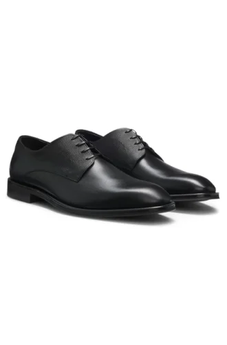 Derby shoes in textured and smooth leather