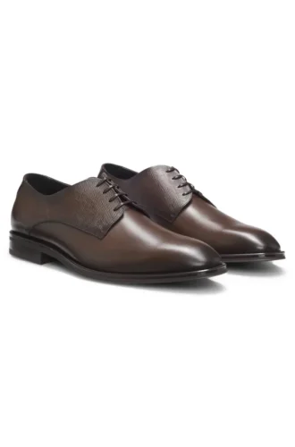 Derby shoes in textured and smooth leather