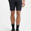 Easy-iron shorts with water-repellent finish