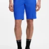 Easy-iron shorts with water-repellent finish