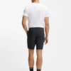 Easy-iron shorts with water-repellent finish