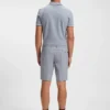 Easy-iron shorts with water-repellent finish
