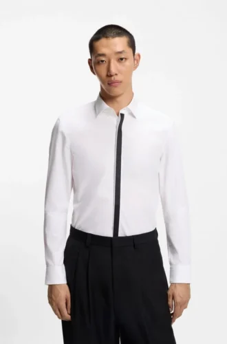 Easy-iron slim-fit shirt in cotton poplin
