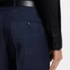 Easy-iron slim-fit shirt in cotton poplin