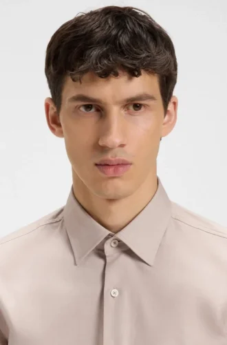 Easy-iron slim-fit shirt in stretch-cotton twill