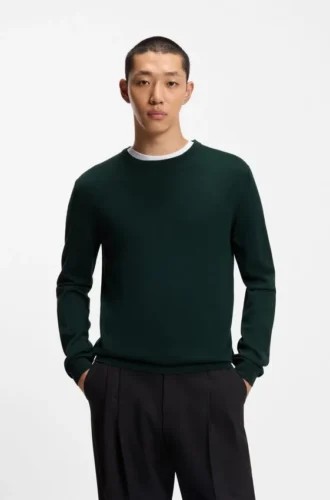 Embroidered-logo sweater in virgin wool