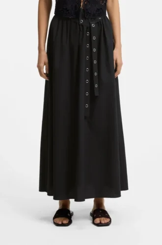 Eyelet-belt skirt in cotton poplin