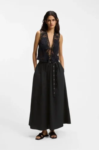 Eyelet-belt skirt in cotton poplin