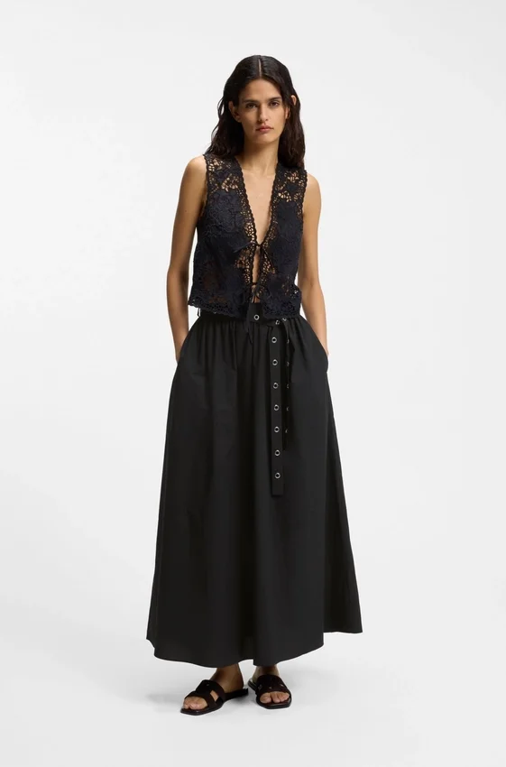 Eyelet-belt skirt in cotton poplin Eyelet-belt skirt in cotton poplin
