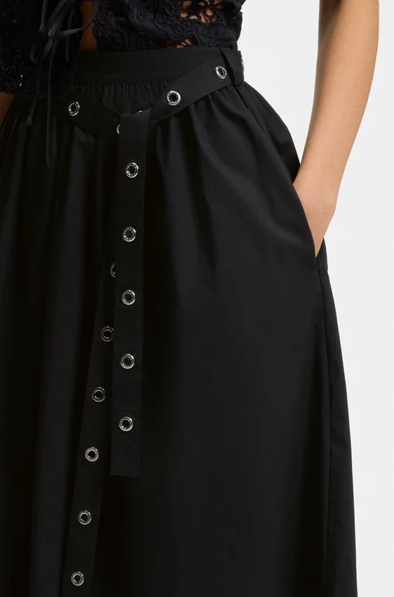 Eyelet-belt skirt in cotton poplin Eyelet-belt skirt in cotton poplin