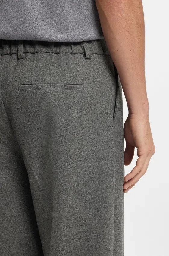Formal trousers in performance flannel Formal trousers in performance flannel