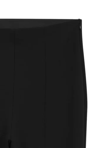 Front-cutline leggings in stretch jersey
