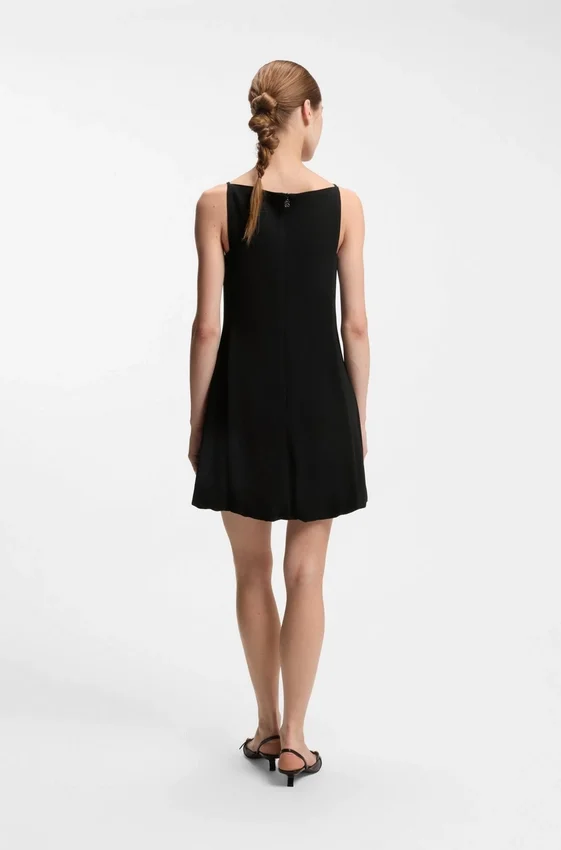 Front-pleat dress with balloon skirt Front-pleat dress with balloon skirt