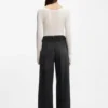 Grey boyfriend-fit jeans in rigid denim