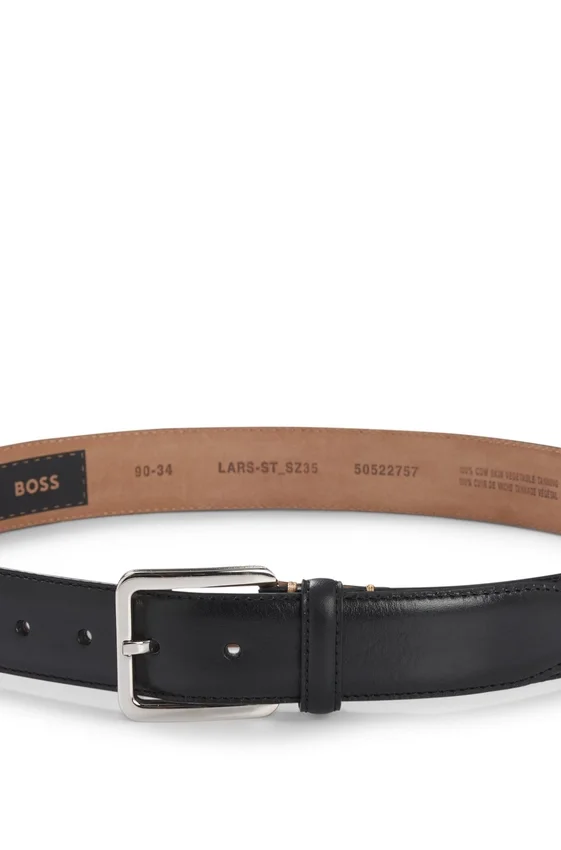 Italian-leather belt with contrast stitching Italian-leather belt with contrast stitching