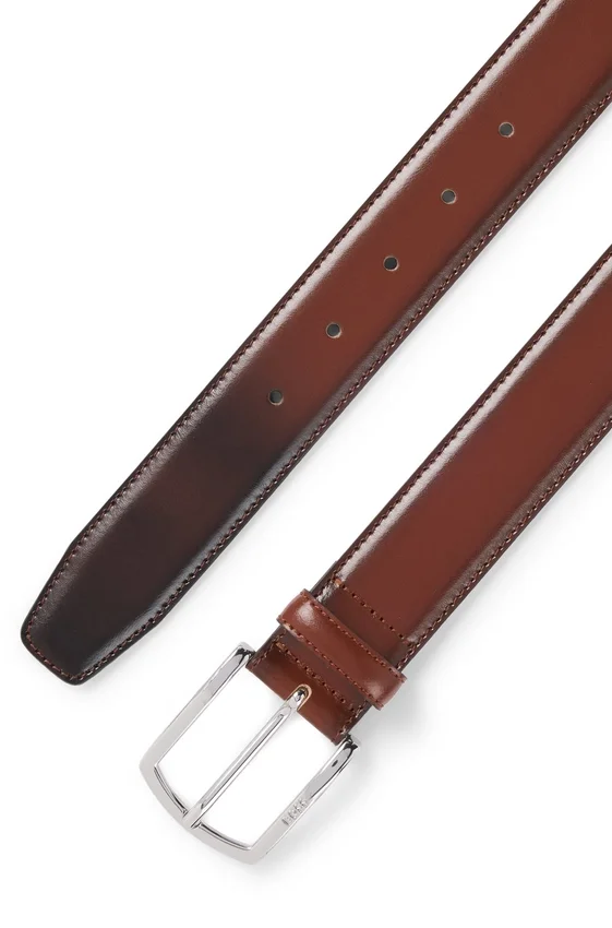 Italian-leather belt with polished logo buckle Italian-leather belt with polished logo buckle