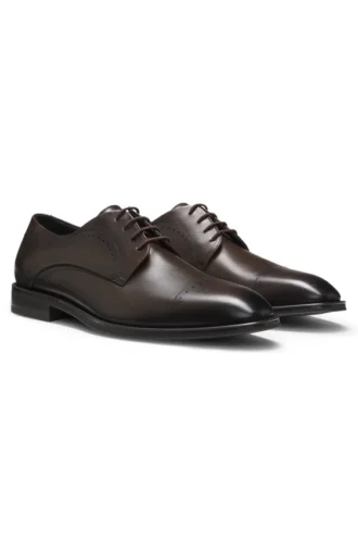 Italian-made Derby shoes in leather with cap toe