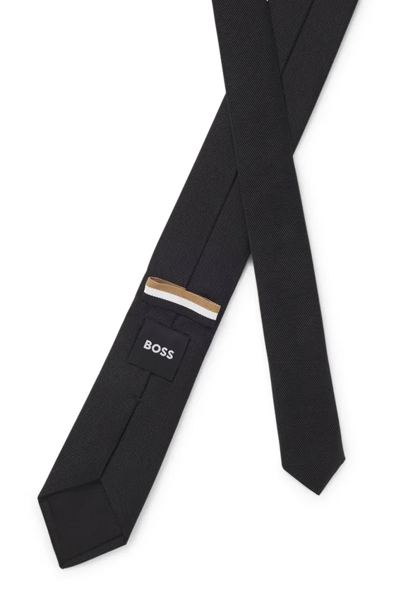 Italian-made tie in pure silk jacquard Italian-made tie in pure silk jacquard