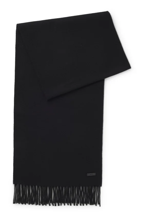 Italian-made wool scarf with logo patch Italian-made wool scarf with logo patch