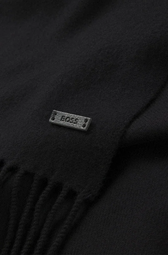 Italian-made wool scarf with logo patch Italian-made wool scarf with logo patch