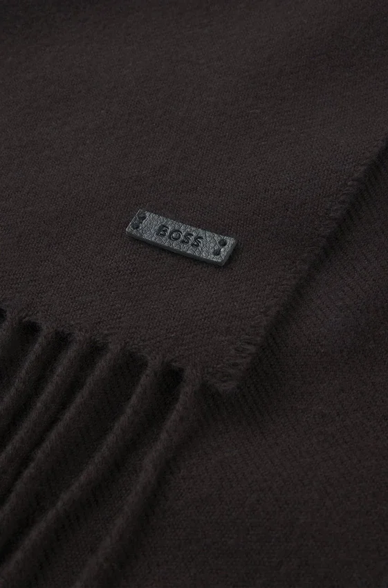 Italian-made wool scarf with logo patch Italian-made wool scarf with logo patch