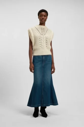 Italian-yarn sleeveless top with structured knit