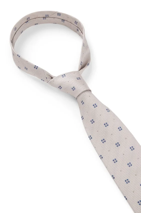 Jacquard-pattern tie in silk Jacquard-pattern tie in silk
