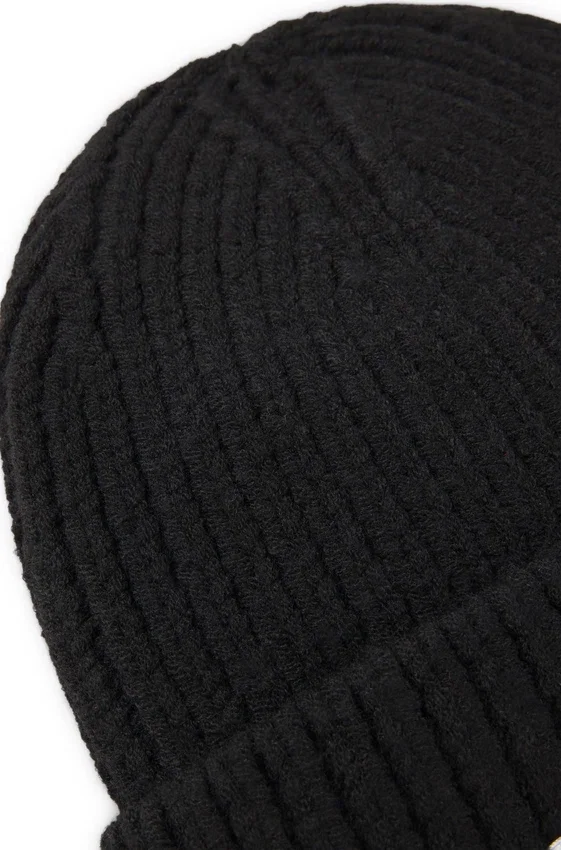 Kids’ beanie hat with embroidered logo Kids’ beanie hat with embroidered logo
