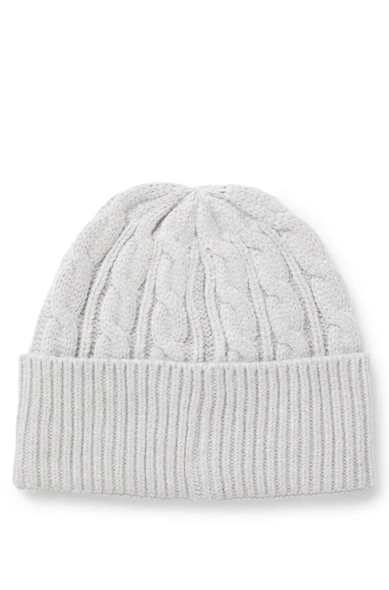 Kids beanie hat with embroidered logo Kids beanie hat with embroidered logo