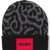 Kids’ beanie hat with jacquard-woven cheetah pattern Kids’ beanie hat with jacquard-woven cheetah pattern