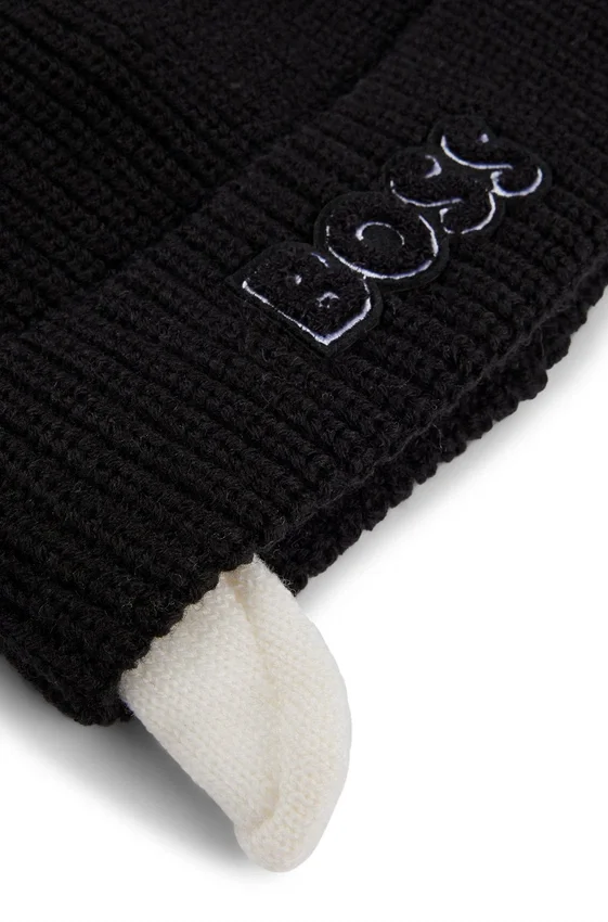 Kids’ beanie hat with logo and faux-fur lining Kids’ beanie hat with logo and faux-fur lining
