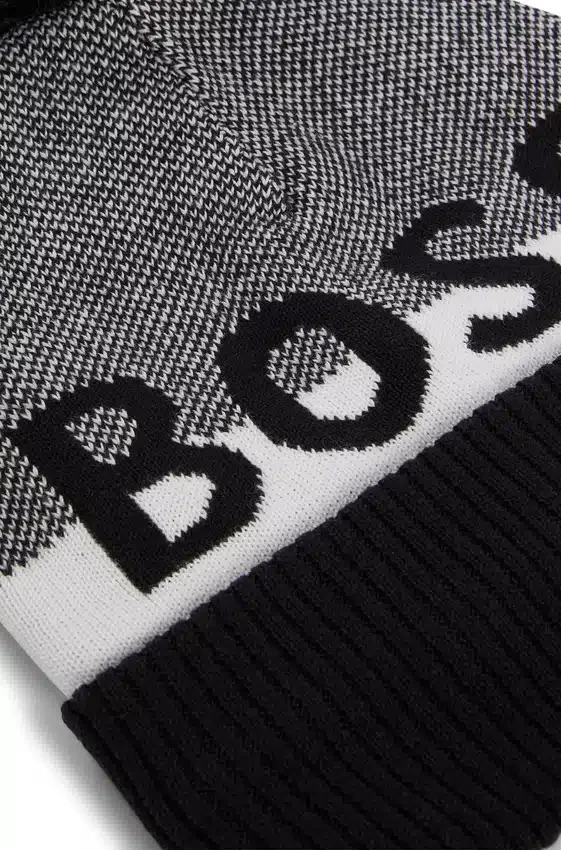 Kids’ beanie hat with pompom and jacquard-woven logo Kids’ beanie hat with pompom and jacquard-woven logo