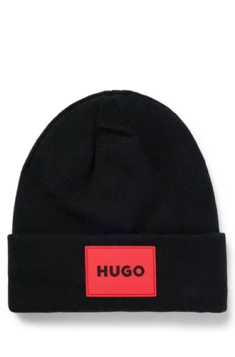 Kids’ beanie hat with red rubber logo label Kids’ beanie hat with red rubber logo label