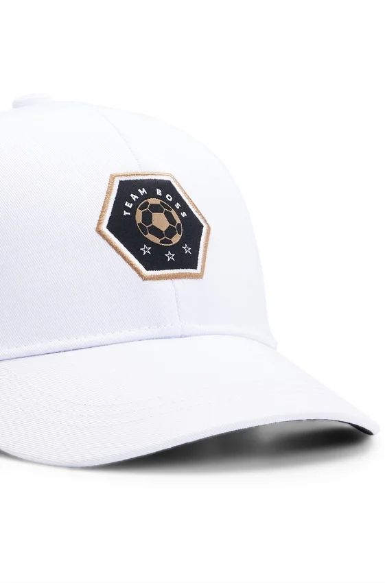 Kids’ cap with signature details Kids’ cap with signature details