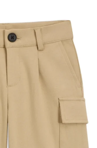 Kids’ cargo shorts in stretch piqué