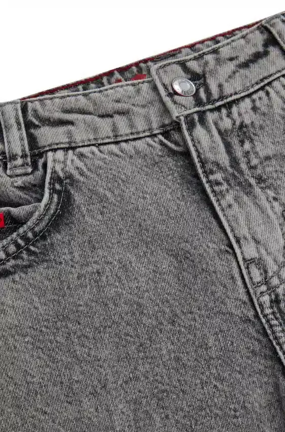 Kids’ grey loose-fit shorts in cotton denim Kids’ grey loose-fit shorts in cotton denim