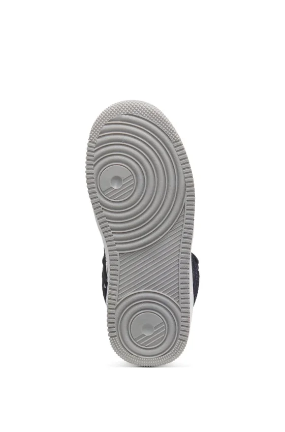 Kids’ high-top trainers in suede and faux leather Kids’ high-top trainers in suede and faux leather