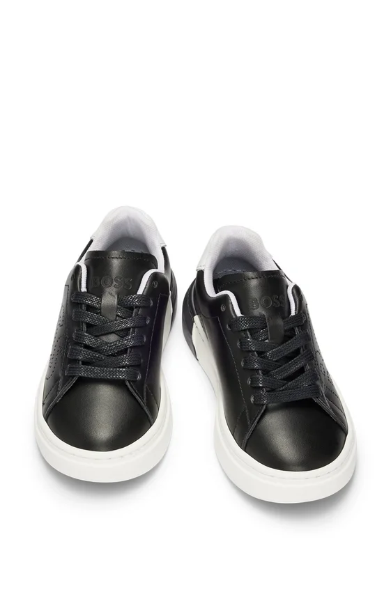 Kids’ lace-up trainers with perforated logo Kids’ lace-up trainers with perforated logo