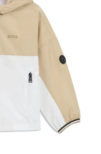 Kids’ logo-detail windbreaker with colour-blocking Kids’ logo-detail windbreaker with colour-blocking
