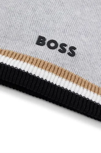 Kids’ logo snood with faux-fur lining Kids’ logo snood with faux-fur lining
