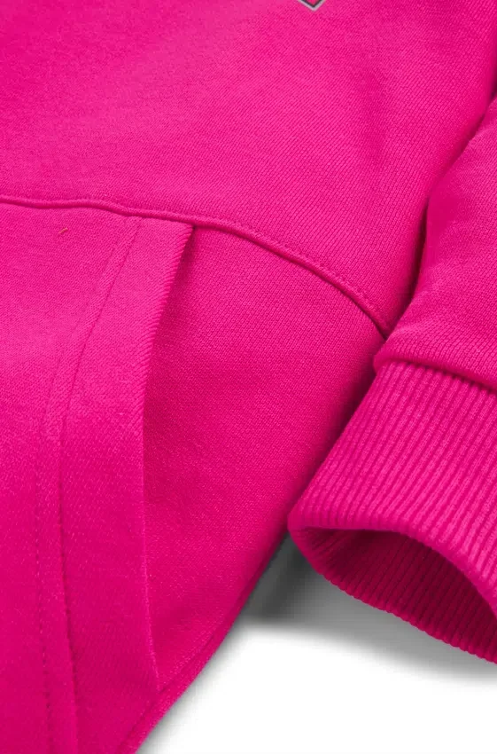 Kids’ long hoodie with varsity-style logo Kids’ long hoodie with varsity-style logo