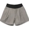 Kids’ shorts in cotton with elasticated waistband Kids’ shorts in cotton with elasticated waistband