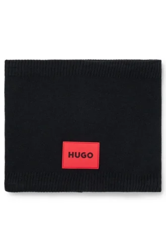 Kids’ snood with red logo label