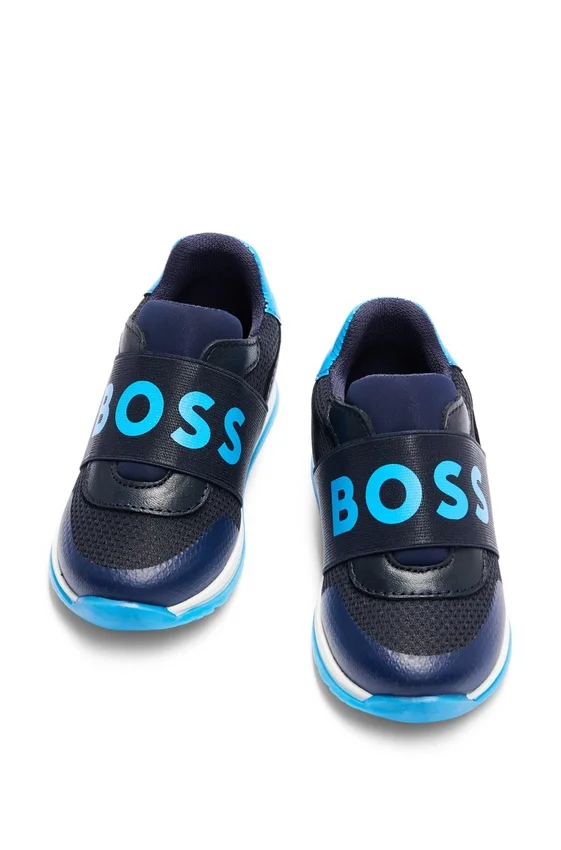 Kids’ trainers in leather and mesh with branded strap Kids’ trainers in leather and mesh with branded strap