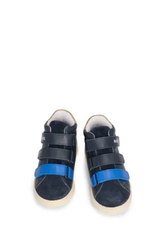 Kids’ trainers in leather with branded touch-closure straps Kids’ trainers in leather with branded touch-closure straps