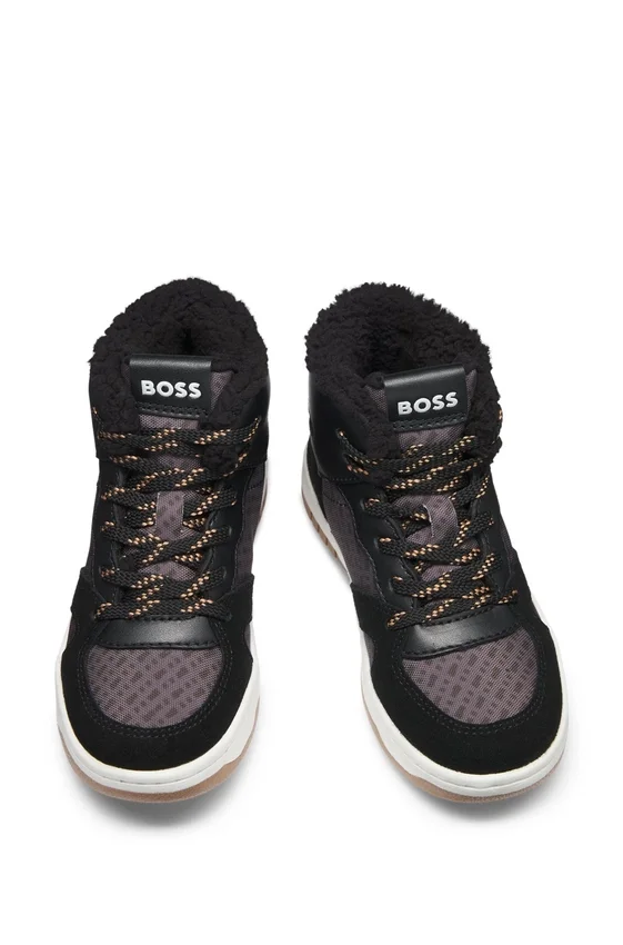 Kids’ trainers in mixed materials with faux-shearling lining Kids’ trainers in mixed materials with faux-shearling lining