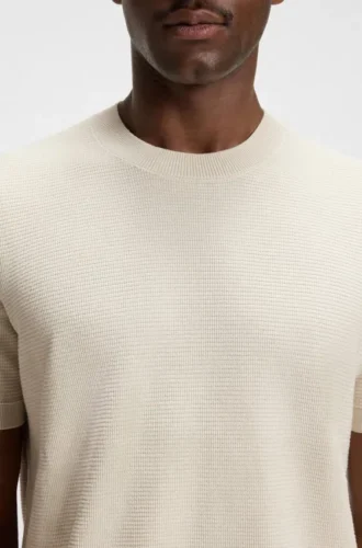 Knit sweater with mixed structures