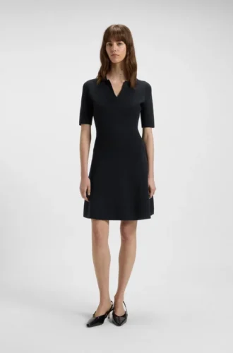 Knitted dress with skipper collar