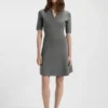 Knitted dress with skipper collar