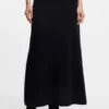 Knitted skirt with logo charm
